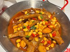 -肥肥虾庄·金牌油焖大虾(汉街SKP店)