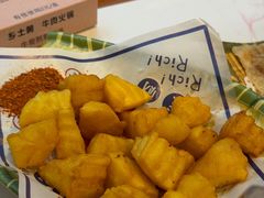 -乡土黄·鲜牛肉火锅·小龙虾(兴业街店)