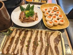 -草家酱蟹炭火烤肉店(珲春南路一店)