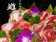 黑牛六拼-明洞阿姨·韩式酱蟹烤肉·创意料理(三元桥店)
