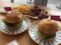 -必胜客(磁器口店)