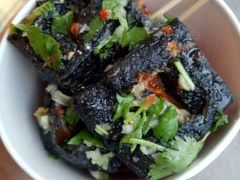 -黑色经典·长沙臭豆腐(粤华路店)