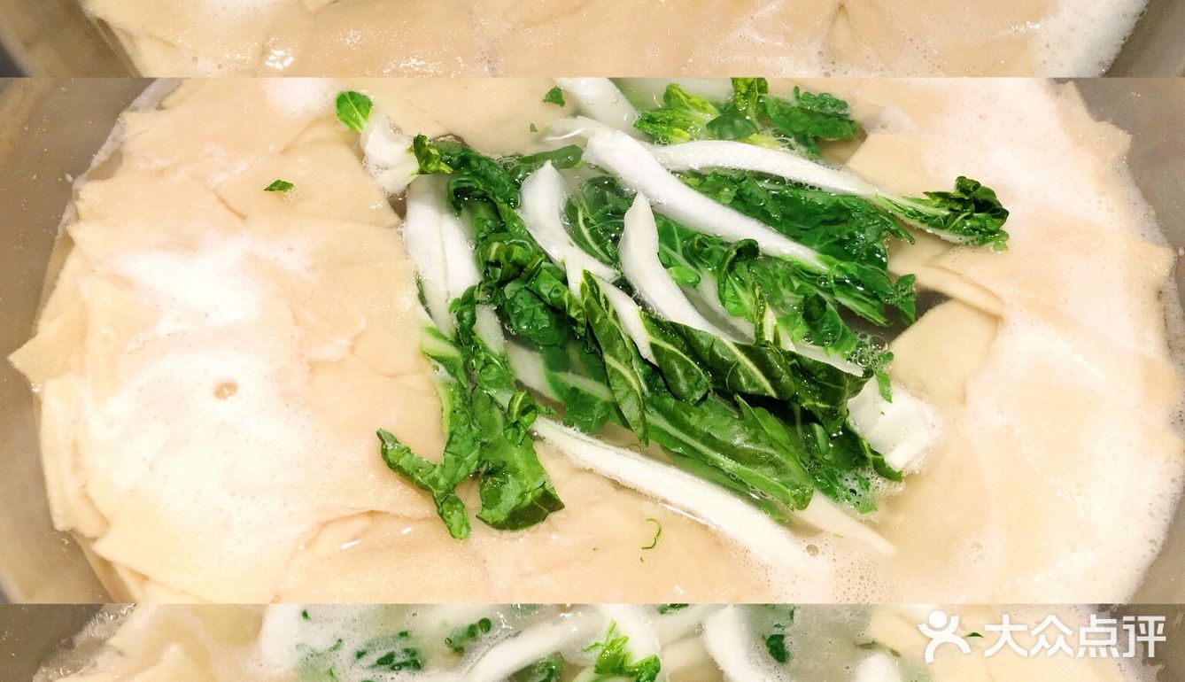 晚餐：面片汤➕煎饺子🥟