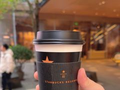 -星巴克臻选(成都太古里店)