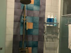 -喜鹊愉家酒店(郑州曼哈顿博览中心地铁站店)