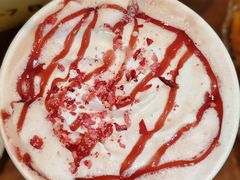 莓莓覆盆子拿铁-星巴克(深圳欢乐颂店)
