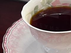-Café Monson