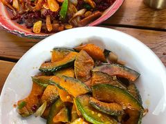 -柴窝堡22号辣子鸡·传承新疆菜