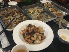-胶东海鲜大排档(北太平庄店)