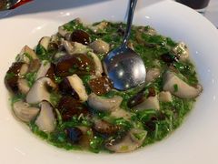 荠菜烩双菇-廊亦舫Lang Yi Fang Restaurant(金桥店)