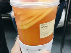 -奈雪的茶(湖滨银泰in77C区PRO店)