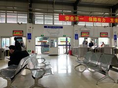 -华威汽车客运站