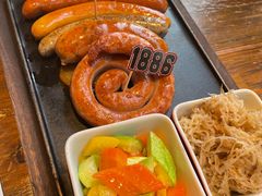 德式香肠拼盘-1886德国汽车餐厅(外滩中央店)