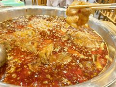 -肖肖酸萝卜鱼火锅(总店)