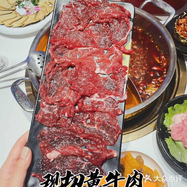 深圳探店｜超🔥排队王 周师兄重庆火锅来深啦