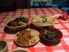 -老方桌烂蹄花川菜馆(九龙坡店)