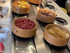 -龍歌自助小火锅(市南金茂湾店)