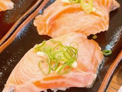 -元祖ぶっち切り寿司 魚心(三宫店)