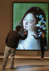 -乐派诗婚纱摄影