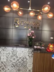 -onlygirl摄影美学馆高端定制(江滩店)