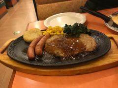 -萨莉亚意式餐厅(特力时尚汇店)