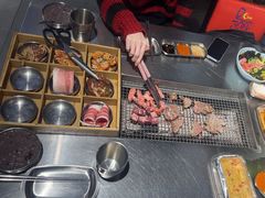 -马路牙子烧烤音乐酒馆(望京店)