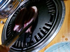 -唯成•韩国炭火烤肉 유성고기