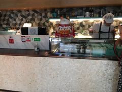 -莎琳娜食品有限公司·蛋糕店
