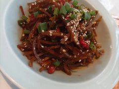-红樱桃·欢乐餐厅(太原里店)