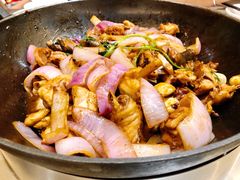 -胡须佬鸡煲四季火锅店(石厦西村直营店)