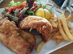 -12 Rocks Beach Bar Cafe