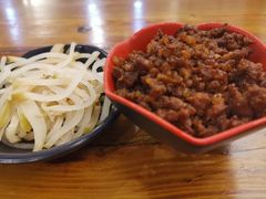 -丽虹云南过桥米线(兴工街店)