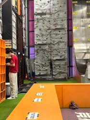 -嗨翻Hi-Fun竞技主题乐园·蹦床团建生日聚会(五棵松华熙店)