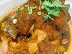 -老码头黑皮肘子锅包肉(赣水路店)