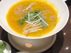 蟹粉鱼翅-成隆行·蟹王府(九江路店)
