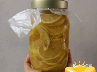 简易版柠檬醋好喝减肥排毒美白哦