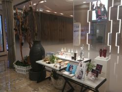 -AKOZO Beauty Salon
