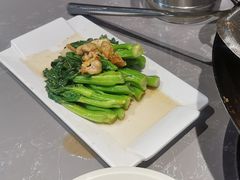 猪油渣炒广东菜心-大自然醉鹅·铁锅火焰鹅(上海联洋店)