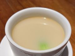 -渝半城经典川粤菜(重庆天地店)