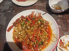 -老街烧烤大排档·地道湖北菜·龙虾馆(汉口火车站店)