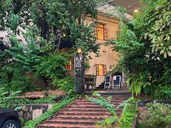 -花苑里咖啡(威远店)