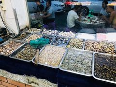 -健跳小海鲜(人民路店)