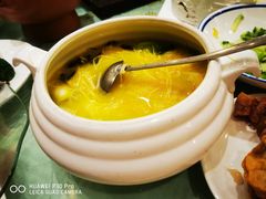 一品海鲜煲-江南村酒家