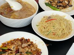 -红东阁东北菜烤肉酒馆(CROSS万象汇店)