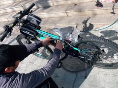 -道路口单车爱瓦士dahon大行