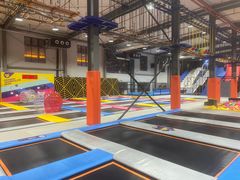 -嗨翻Hi-Fun竞技主题乐园·蹦床亲子生日轰趴(国光1937店)