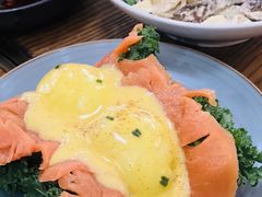 烟熏三文鱼班尼迪蛋-Money Shops(愚园路店)