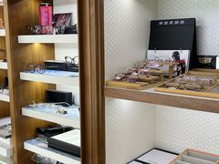 -明月眼镜(三坝店)