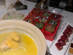 -领鲜天下·焗海鲜·花胶鸡(天目里店)