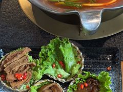 -湊湊火锅·茶憩(南京东路悦荟店)